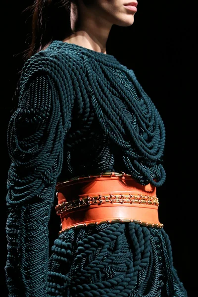Look 54